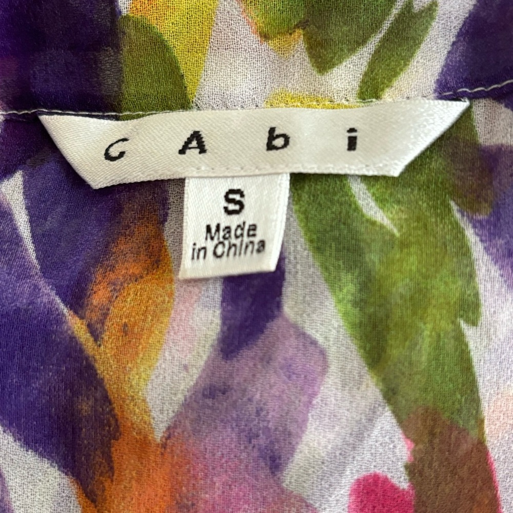 Cabi #730 Petals Floral Surplice Tank Blouse Size Small - Picture 6 of 10